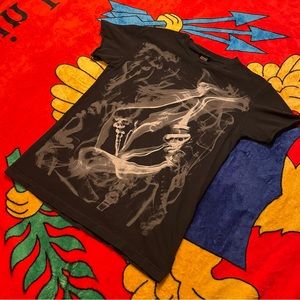Volcom t shirt